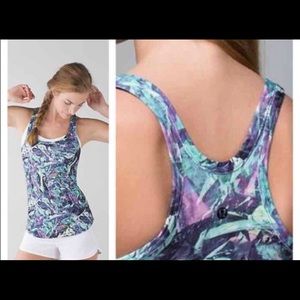 Lululemon green tank top size 8